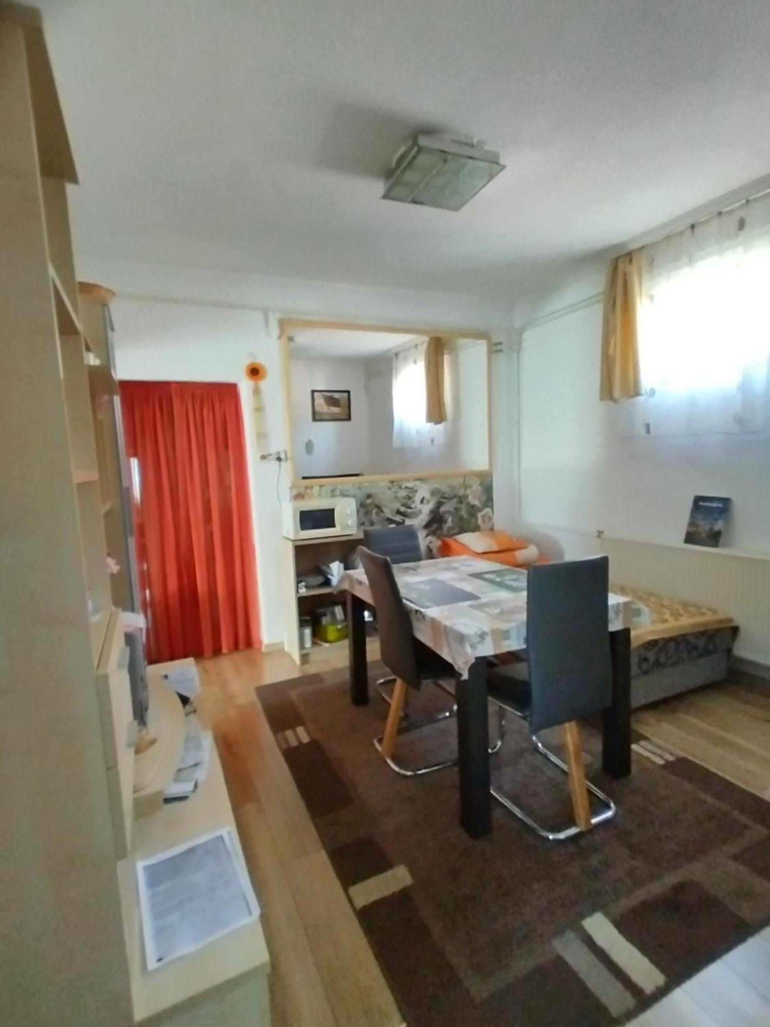 Bundik Vendeghaz Daire Berettyóújfalu Oda fotoğraf
