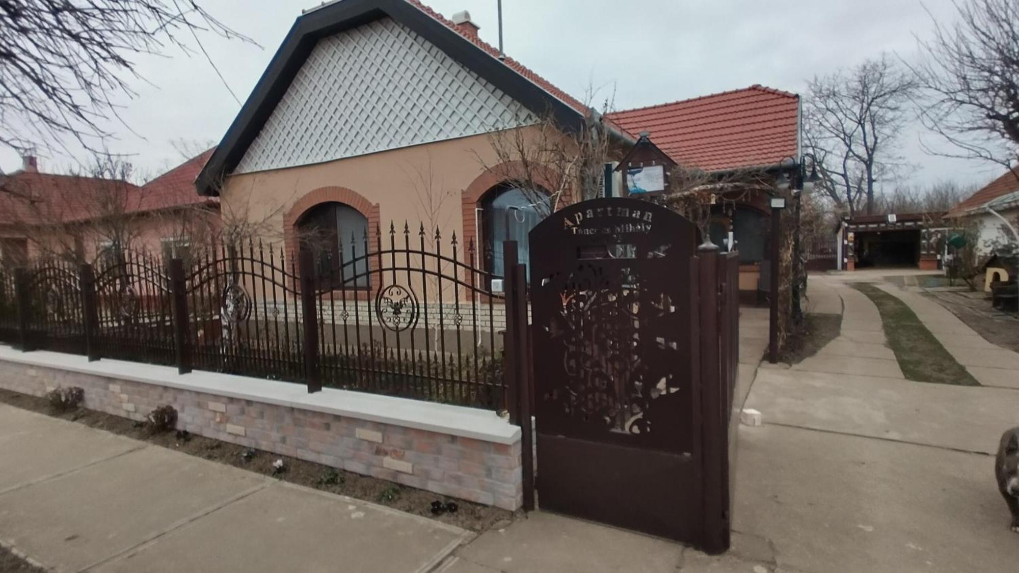 Bundik Vendeghaz Daire Berettyóújfalu Dış mekan fotoğraf